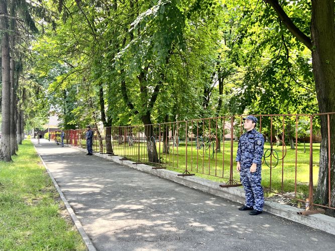 ПРИ УЧАСТИИ РОСГВАРДИИ ОБЕСПЕЧЕНА ОХРАНА ОБЩЕСТВЕННОГО ПОРЯДКА В ДЕНЬ РУССКОГО ЯЗЫКА