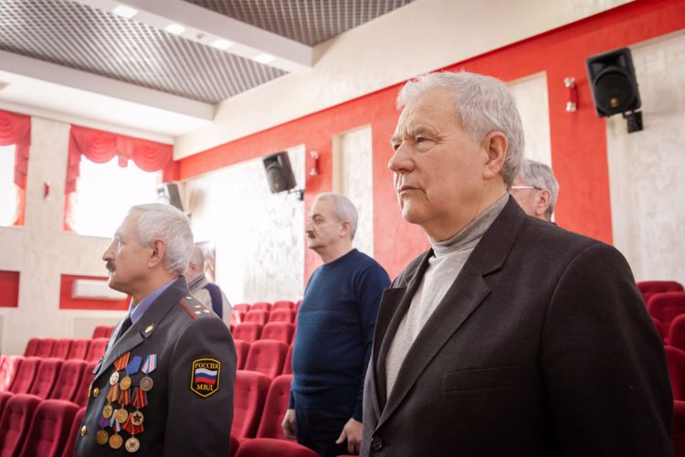 ВЕТЕРАНЫ УПРАВЛЕНИЯ РОСГВАРДИИ ПО РЕСПУБЛИКЕ СЕВЕРНАЯ ОСЕТИЯ АЛАНИЯ ПРИНЯЛИ УЧАСТИЕ В ОКРУЖНОЙ ОТЧЕТНО-ВЫБОРНОЙ КОФЕРЕНЦИИ 