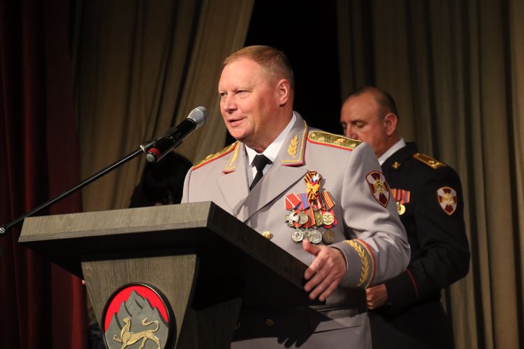 НАЧАЛЬНИК УПРАВЛЕНИЯ РОСГВАРДИИ ПО РСО-АЛАНИЯ ГЕНЕРАЛ-МАЙОР ПОЛИЦИИ ВАЛЕРИЙ ГОЛОТА ПОЗДРАВЛЯЕТ ЛИЧНЫЙ СОСТАВ И ВЕТЕРАНОВ ВЕДОМСТВА С ДНЕМ РОСГВАРДИИ