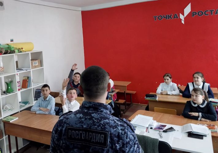 В МОЗДОКЕ И АРДОНЕ РОСГВАРДЕЙЦЫ ПРИСОЕДИНИЛИСЬ КО ВСЕРОССИЙСКОЙ АКЦИИ «ЭСТАФЕТА ПОДВИГА»
