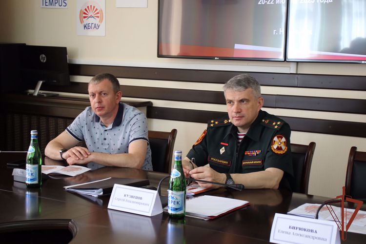 ПОМОЩНИК НАЧАЛЬНИКА УПРАВЛЕНИЯ ПО ВСМИ - НАЧАЛЬНИК ПРЕСС-СЛУЖБЫ ТЕРРИТОРИАЛЬНОГО УПРАВЛЕНИЯ РОСГВАРДИИ КАПИТАН ПОЛИЦИИ АЛАН БАЙЦАЕВ ПРИНЯЛ УЧАСТИЕ В УЧЕБНО-МЕТОДИЧЕСКИХ СБОРАХ