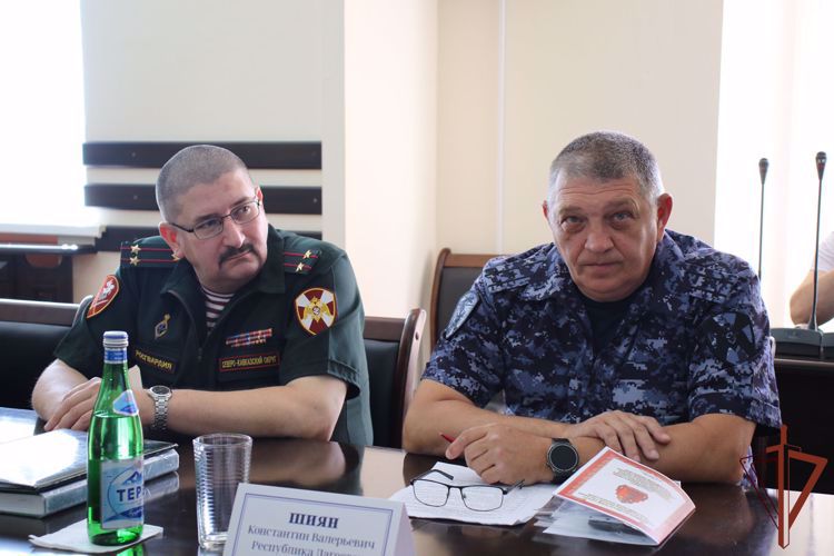 ПОМОЩНИК НАЧАЛЬНИКА УПРАВЛЕНИЯ ПО ВСМИ - НАЧАЛЬНИК ПРЕСС-СЛУЖБЫ ТЕРРИТОРИАЛЬНОГО УПРАВЛЕНИЯ РОСГВАРДИИ КАПИТАН ПОЛИЦИИ АЛАН БАЙЦАЕВ ПРИНЯЛ УЧАСТИЕ В УЧЕБНО-МЕТОДИЧЕСКИХ СБОРАХ