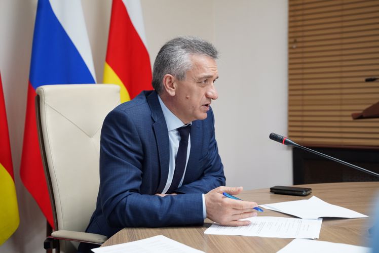 РОСГВАРДЕЙЦЫ ПРИНЯЛИ УЧАСТИЕ В ЗАСЕДАНИИ ОРГКОМИТЕТА ПО ПОДГОТОВКЕ К ТРАУРНЫМ МЕРОПРИЯТИЯМ, ПОСВЯЩЕННЫМ  БЕСЛАНСКОЙ ТРАГЕДИИ