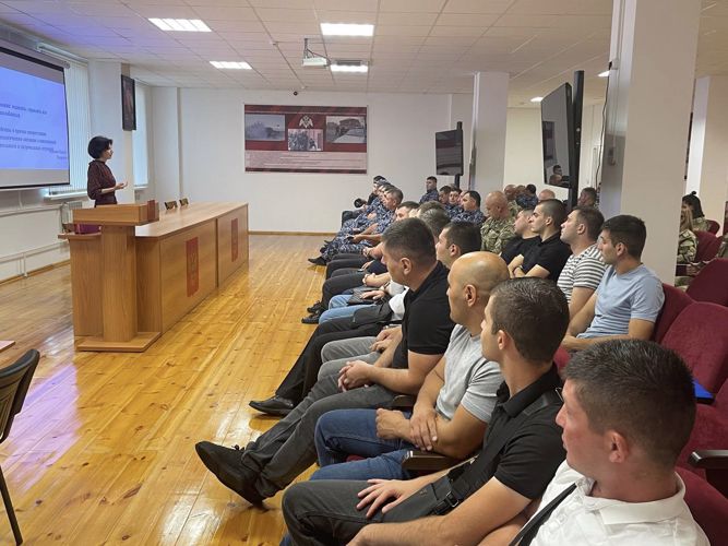 В УПРАВЛЕНИИ РОСГВАРДИИ ПО РЕСПУБЛИКЕ СЕВЕРНАЯ ОСЕТИЯ-АЛАНИЯ СОСТОЯЛСЯ КРУГЛЫЙ СТОЛ С ПСИХОЛОГАМИ