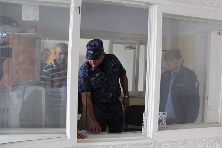 В СЕВЕРНОЙ ОСЕТИИ РОСГВАРДЕЙЦЫ ПРОВЕРИЛИ ГОТОВНОСТЬ ОБРАЗОВАТЕЛЬНЫХ УЧРЕЖДЕНИЙ К НОВОМУ УЧЕБНОМУ ГОДУ