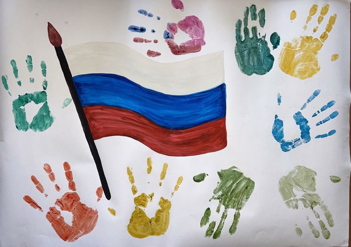 ФЛЭШМОБ «ЦВЕТА РОССИЙСКОГО ФЛАГА» ПОДДЕРЖАЛИ В СЕВЕРНОЙ ОСЕТИИ