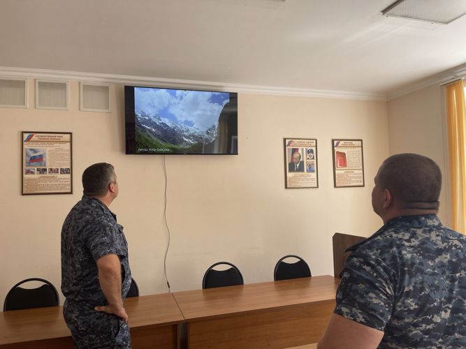В УПРАВЛЕНИИ РОСГВАРДИИ ПО РСО-АЛАНИЯ ЗАВЕРШИЛАСЬ ФОТОВЫСТАВКА «ОСЕТИЯ В ОБЪЕКТИВЕ»