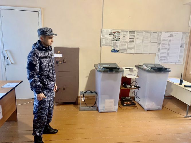 РОСГВАРДЕЙЦЫ ОБЕСПЕЧИЛИ ПРАВОПОРЯДОК В ДНИ МУНИЦИПАЛЬНЫХ ВЫБОРОВ В СЕВЕРНОЙ ОСЕТИИ