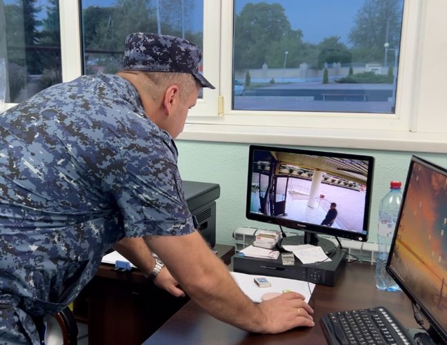 В СЕВЕРНОЙ ОСЕТИИ РОСГВАРДЕЙЦЫ ПРОВЕРИЛИ ГОТОВНОСТЬ ИЗБИРАТЕЛЬНЫХ УЧАСТКОВ К ЕДИНОМУ ДНЮ ГОЛОСОВАНИЯ