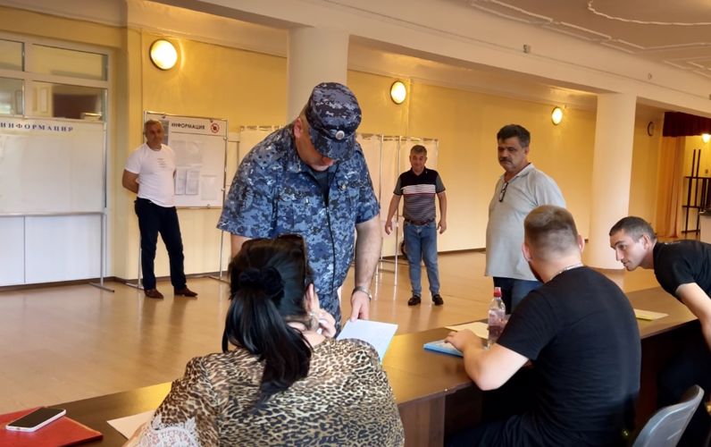 В СЕВЕРНОЙ ОСЕТИИ РОСГВАРДЕЙЦЫ ПРОВЕРИЛИ ГОТОВНОСТЬ ИЗБИРАТЕЛЬНЫХ УЧАСТКОВ К ЕДИНОМУ ДНЮ ГОЛОСОВАНИЯ