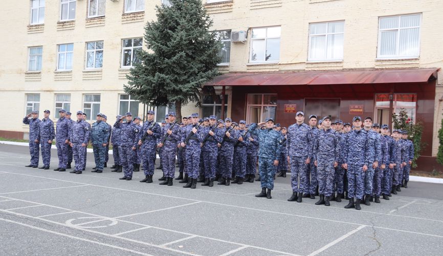 В СЕВЕРНОЙ ОСЕТИИ ПОЗДРАВИЛИ СОТРУДНИКОВ ПОДРАЗДЕЛЕНИЙ ВНЕВЕДОМСТВЕННОЙ ОХРАНЫ РОСГВАРДИИ