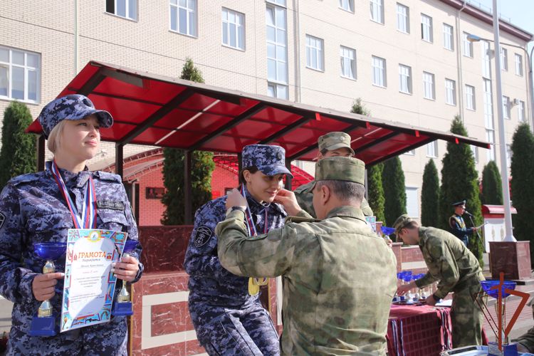 КОМАНДА ВЛАДИКАВКАЗСКОГО СОЕДИНЕНИЯ РОСГВАРДИИ ЗАНЯЛА ПЕРВОЕ МЕСТО НА ЧЕМПИОНАТЕ СЕВЕРО-КАВКАЗСКОГО ОКРУГА ПО ПЛАВАНИЮ