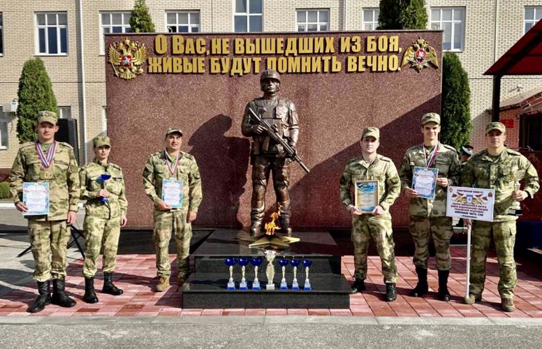 КОМАНДА ВЛАДИКАВКАЗСКОГО СОЕДИНЕНИЯ РОСГВАРДИИ ЗАНЯЛА ПЕРВОЕ МЕСТО НА ЧЕМПИОНАТЕ СЕВЕРО-КАВКАЗСКОГО ОКРУГА ПО ПЛАВАНИЮ