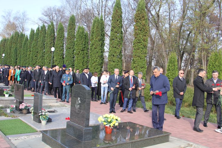 НАЧАЛЬНИК УПРАВЛЕНИЯ РОСГВАРДИИ ПО РСО-АЛАНИЯ ПРИНЯЛ УЧАСТИЕ В ПАМЯТНОМ МЕРОПРИЯТИИ