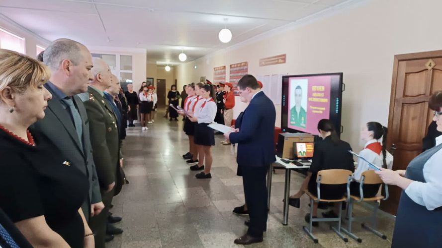 ПАМЯТЬ ПОГИБШЕГО РОСГВАРДЕЙЦА УВЕКОВЕЧИЛИ В СЕВЕРНОЙ ОСЕТИИ
