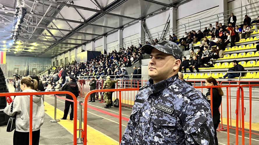 РОСГВАРДЕЙЦЫ ОБЕСПЕЧИЛИ ПРАВОПОРЯДОК ПРИ ПРОВЕДЕНИИ ВСЕРОССИЙСКОГО ТУРНИРА ПО ВОЛЬНОЙ БОРЬБЕ