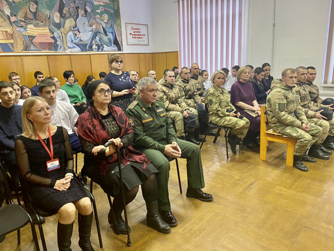 ПАМЯТЬ ПОГИБШЕГО ВОЕННОСЛУЖАЩЕГО РОСГВАРДИИ УВЕКОВЕЧЕНА ВО ВЛАДИКАВКАЗЕ