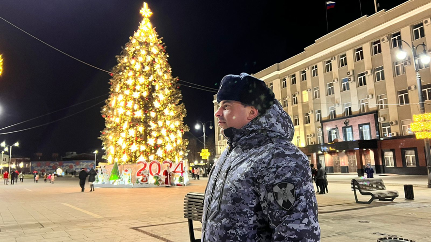 В СЕВЕРНОЙ ОСЕТИИ РОСГВАРДИЯ ПРИНЯЛА УЧАСТИЕ В ОБЕСПЕЧЕНИИ ПРАВОПОРЯДКА И ОБЩЕСТВЕННОЙ БЕЗОПАСНОСТИ В НОВОГОДНЮЮ НОЧЬ