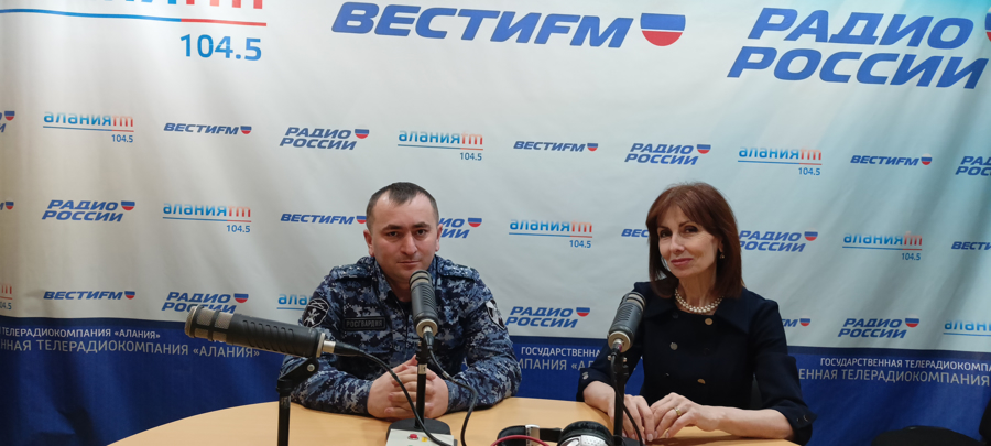 «В ЭФИРЕ РОСГВАРДИЯ»: РАДИОСЛУШАТЕЛЯМ СЕВЕРНОЙ ОСЕТИИ РАССКАЗАЛИ О ПОРЯДКЕ ПОСТУПЛЕНИЯ В ВЕДОМСТВЕННЫЕ ВУЗЫ