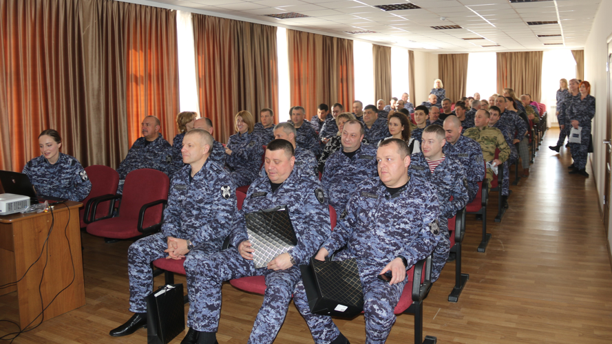 В УПРАВЛЕНИИ РОСГВАРДИИ ПО РЕСПУБЛИКЕ СЕВЕРНАЯ ОСЕТИЯ-АЛАНИЯ ОТМЕТИЛИ ДЕНЬ ЗАЩИТНИКА ОТЕЧЕСТВА
