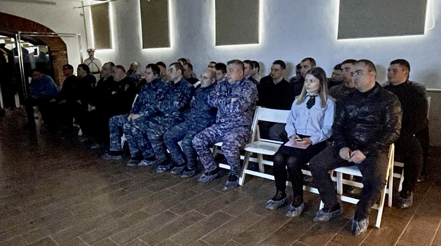 В СЕВЕРНОЙ ОСЕТИИ РОСГВАРДЕЙЦЫ ПРОВЕЛИ ТЕМАТИЧЕСКИЕ ЗАНЯТИЯ К ГОДОВЩИНЕ ПОБЕДЫ В СТАЛИНГРАДСКОЙ БИТВЕ