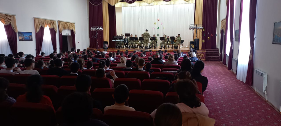 РОСГВАРДИЯ ПРОВОДИТ АКЦИЮ «ПРОЩАНИЕ СЛАВЯНКИ – МАРШ, ОБЪЕДИНИВШИЙ НАРОДЫ» В СЕВЕРНОЙ ОСЕТИИ