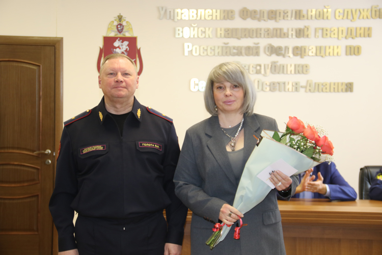В УПРАВЛЕНИИ РОСГВАРДИИ ПО РЕСПУБЛИКЕ СЕВЕРНАЯ ОСЕТИЯ-АЛАНИЯ СОСТОЯЛОСЬ ТОРЖЕСТВЕННОЕ СОБРАНИЕ КО ДНЮ ВОЙСК НАЦИОНАЛЬНОЙ ГВАРДИИ