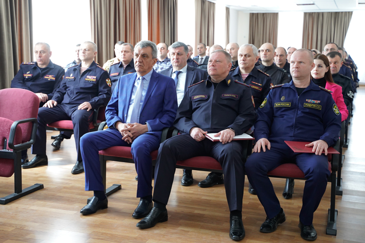 В УПРАВЛЕНИИ РОСГВАРДИИ ПО РЕСПУБЛИКЕ СЕВЕРНАЯ ОСЕТИЯ-АЛАНИЯ СОСТОЯЛОСЬ ТОРЖЕСТВЕННОЕ СОБРАНИЕ КО ДНЮ ВОЙСК НАЦИОНАЛЬНОЙ ГВАРДИИ