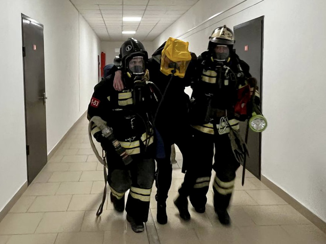 В УПРАВЛЕНИИ РОСГВАРДИИ ПО РСО-АЛАНИЯ ПРОВЕЛИ ПОЖАРНО-ТАКТИЧЕСКИЕ УЧЕНИЯ 