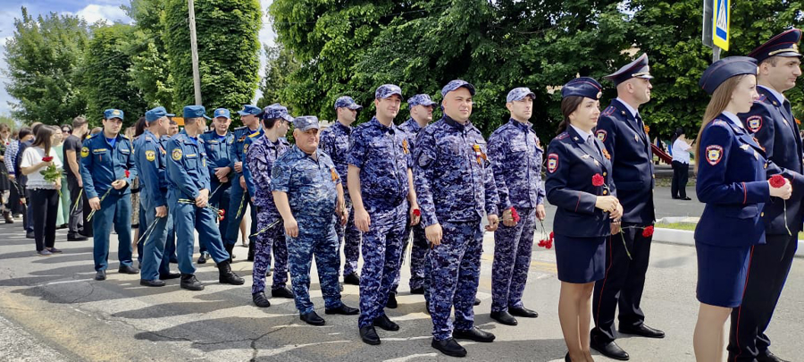 В РЕСПУБЛИКЕ СЕВЕРНАЯ ОСЕТИЯ-АЛАНИЯ РОСГВАРДЕЙЦЫ ПРИНЯЛИ УЧАСТИЕ В МЕРОПРИЯТИЯХ, ПОСВЯЩЕННЫХ ДНЮ ПОБЕДЫ