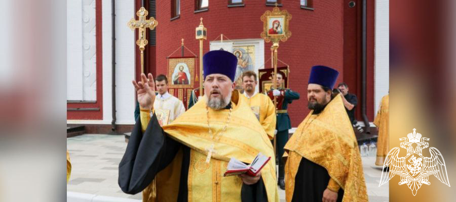 В ЧЕСТЬ СВЯТОГО РАВНОАПОСТОЛЬНОГО ВЕЛИКОГО КНЯЗЯ ВЛАДИМИРА В ГЛАВНОМ ХРАМЕ РОСГВАРДИИ СОСТОЯЛОСЬ ТОРЖЕСТВЕННОЕ БОГОСЛУЖЕНИЕ
