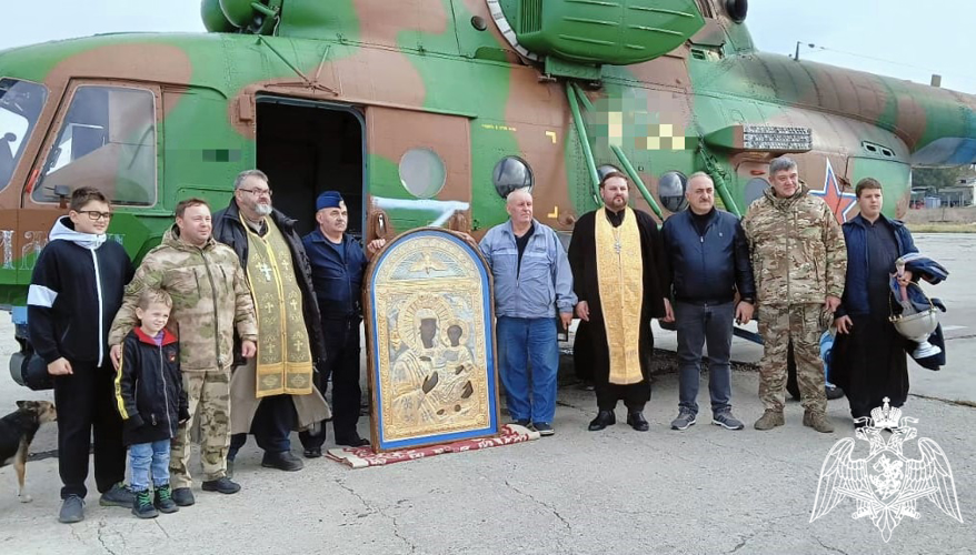 РОСГВАРДЕЙЦЫ ПРИНЯЛИ УЧАСТИЕ В БОГОСЛУЖЕНИЯХ КО ДНЮ КАЗАНСКОЙ ИКОНЫ БОЖЬЕЙ МАТЕРИ В СЕВЕРНОЙ ОСЕТИИ