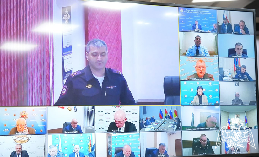 НАЧАЛЬНИК УПРАВЛЕНИЯ РОСГВАРДИИ ПО РЕСПУБЛИКЕ СЕВЕРНАЯ ОСЕТИЯ-АЛАНИЯ ПРИНЯЛ УЧАСТИЕ В ЗАСЕДАНИИ АНТИТЕРРОРИСТИЧЕСКОЙ КОМИССИИ И ОПЕРАТИВНОГО ШТАБА РЕГИОНА