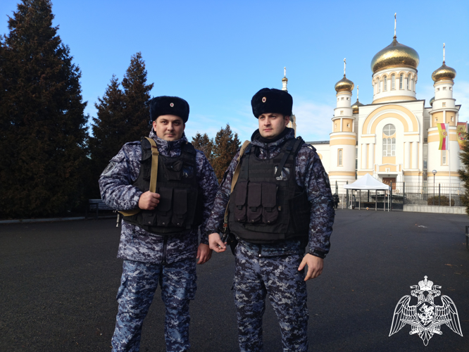 В СЕВЕРНОЙ ОСЕТИИ РОСГВАРДИЯ ОБЕСПЕЧИЛА БЕЗОПАСНОСТЬ ГРАЖДАН В РОЖДЕСТВО ХРИСТОВО