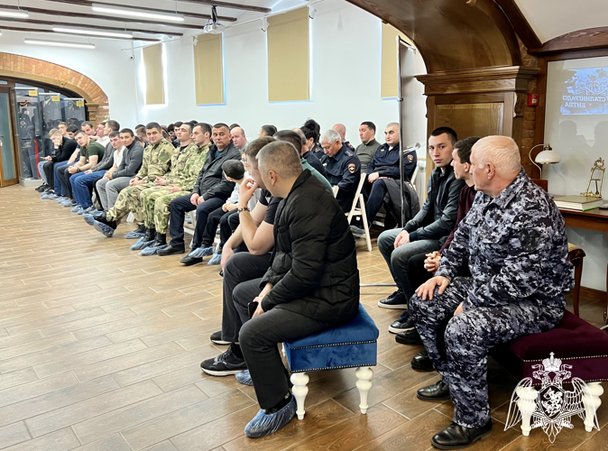РОСГВАРДЕЙЦЫ СЕВЕРНОЙ ОСЕТИИ ПОЧТИЛИ ПАМЯТЬ ГЕРОЕВ СТАЛИНГРАДСКОЙ БИТВЫ