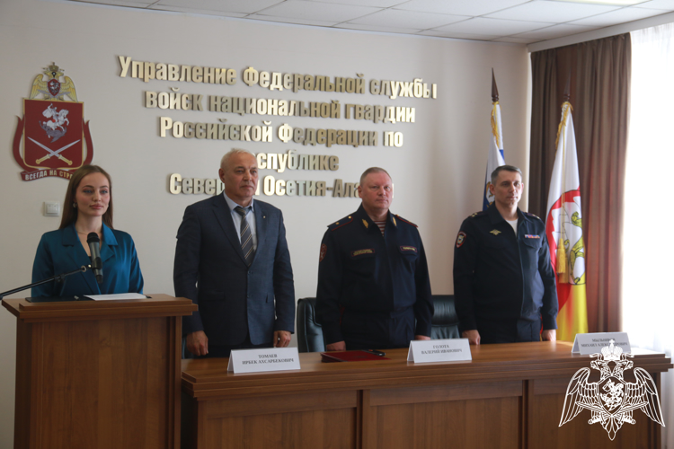 В УПРАВЛЕНИИ РОСГВАРДИИ ПО РЕСПУБЛИКЕ СЕВЕРНАЯ ОСЕТИЯ-АЛАНИЯ СОСТОЯЛОСЬ ТОРЖЕСТВЕННОЕ СОБРАНИЕ КО ДНЮ ВОЙСК НАЦИОНАЛЬНОЙ ГВАРДИИ
