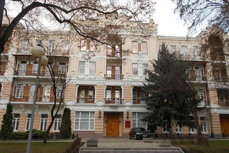 Генерал-лейтенант Олег Чернай принял участие в координационном совещании по вопросам безопасности, противодействия коррупции и обеспечения правопорядка в СКФО