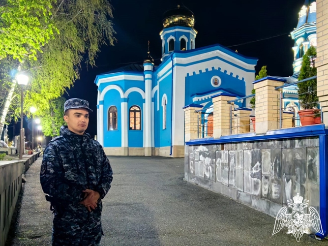 РОСГВАРДЕЙЦЫ ОБЕСПЕЧИЛИ ПРАВОПОРЯДОК В ПЕРИОД ПРАЗДНОВАНИЯ ПАСХИ В СЕВЕРНОЙ ОСЕТИИ