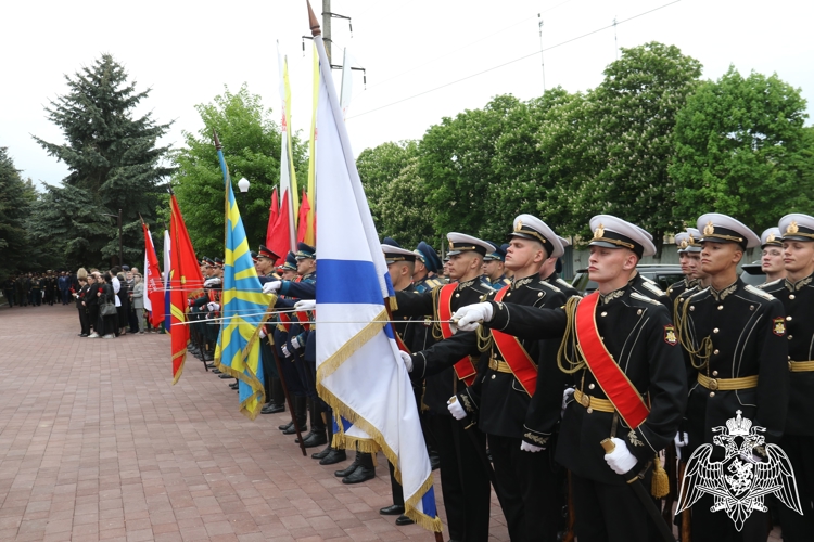 ВО ВЛАДИКАВКАЗЕ РУКОВОДСТВО РОСГВАРДИИ ПРИНЯЛО УЧАСТИЕ В ТОРЖЕСТВЕННОМ МЕРОПРИЯТИИ, ПОСВЯЩЕННОМ ДНЮ ПОБЕДЫ