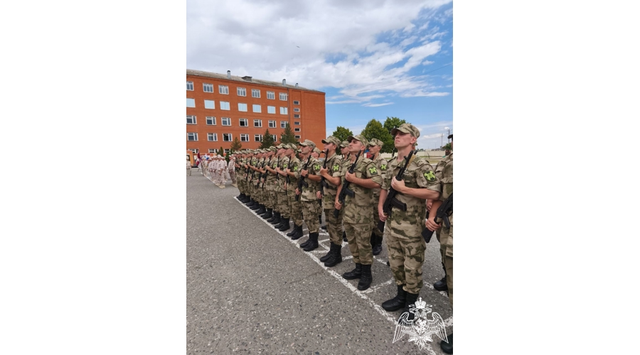 НОВОБРАНЦЫ ВЛАДИКАВКАЗСКОГО СОЕДИНЕНИЯ РОСГВАРДИИ ПРИНЯЛИ ПРИСЯГУ