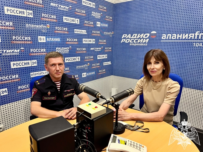ОЧЕРЕДНОЙ ВЫПУСК РАДИОРУБРИКИ «В ЭФИРЕ РОСГВАРДИЯ» ПОСВЯТИЛИ ДНЮ ОФИЦЕРА