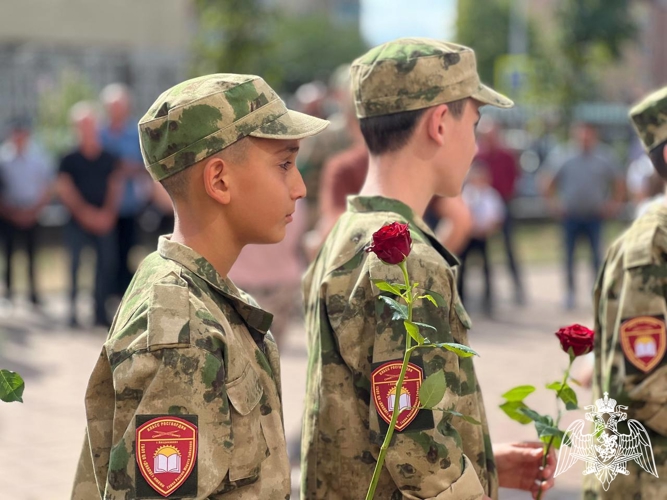 В Северной Осетии увековечили память офицера Росгвардии Героя России Марата Тибилова