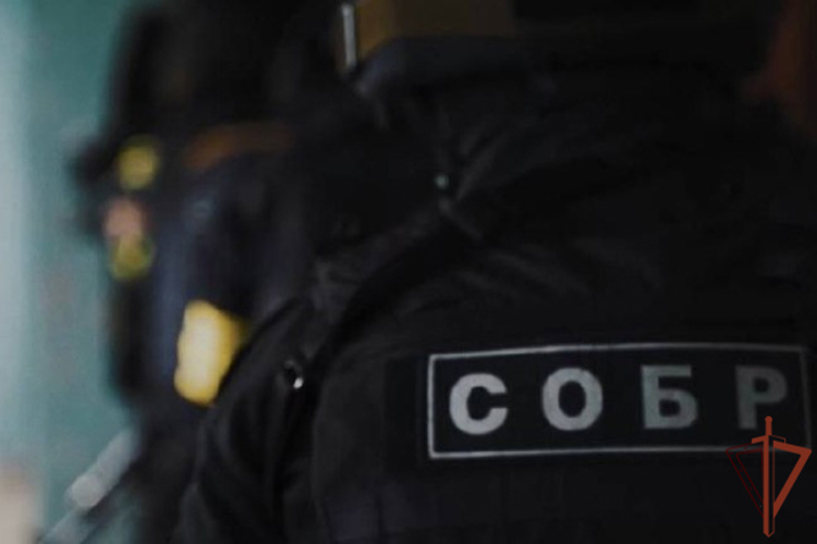 В Северной Осетии при содействии СОБР Росгвардии задержали подозреваемых в разбойном нападении