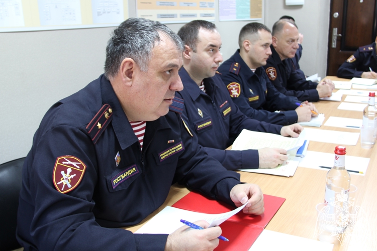 В УПРАВЛЕНИИ РОСГВАРДИИ ПО РЕСПУБЛИКЕ СЕВЕРНАЯ ОСЕТИЯ-АЛАНИЯ СОСТОЯЛОСЬ ЗАСЕДАНИЕ ОПЕРАТИВНОГО ШТАБА