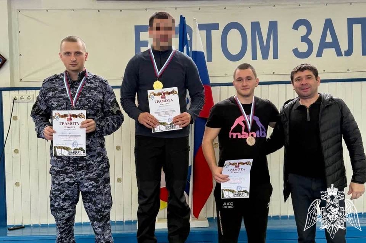 РОСГВАРДЕЙЦЫ СЕВЕРНОЙ ОСЕТИИ СТАЛИ ПОБЕДИТЕЛЯМИ РЕСПУБЛИКАНСКОГО ЧЕМПИОНАТА ПО РУКОПАШНОМУ БОЮ