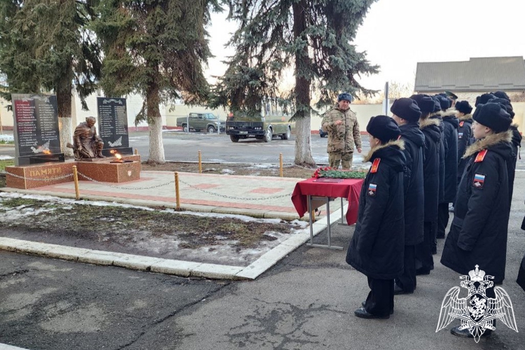 ДЕНЬ ОТКРЫТЫХ ДВЕРЕЙ ПРОВЕЛИ ВОЕННОСЛУЖАЩИЕ ВЛАДИКАВКАЗСКОГО СОЕДИНЕНИЯ РОСГВАРДИИ
