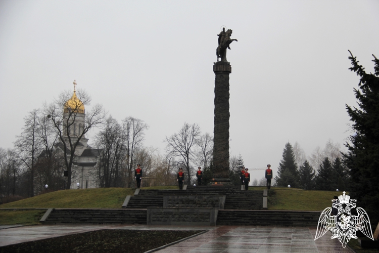 В СЕВЕРНОЙ ОСЕТИИ ПРИ УЧАСТИИ РОСГВАРДИИ ОБЕСПЕЧЕН ПРАВОПОРЯДОК ВО ВРЕМЯ ПРОВЕДЕНИЯХ МЕРОПРИЯТИЙ КО ДНЮ ЗАЩИТНИКА ОТЕЧЕСТВА