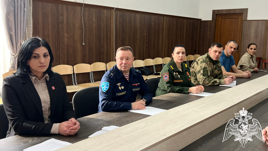 В МОЗДОКЕ ОФИЦЕР РОСГВАРДИИ ПРИНЯЛ УЧАСТИЕ В ПОДГОТОВКЕ ВОЕННО-ПАТРИОТИЧЕСКОЙ ИГРЫ «ЗАРНИЦА 2.0»