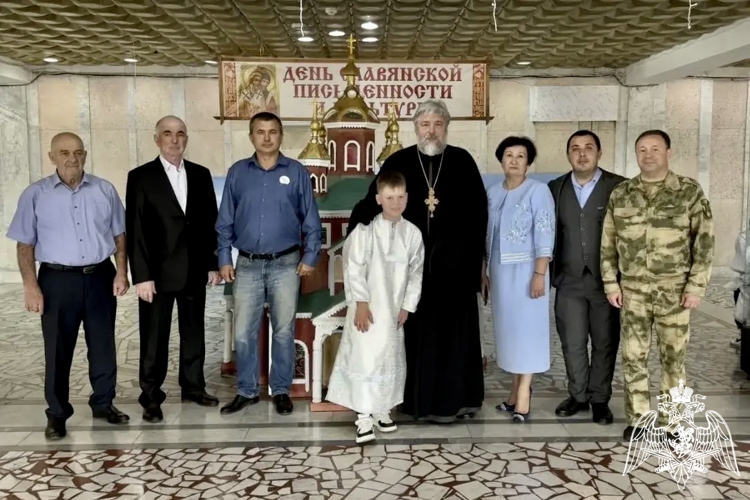 В МОЗДОКЕ РОСГВАРДЕЙЦЫ ПРИНЯЛИ УЧАСТИЕ В МЕРОПРИЯТИЯХ, ПОСВЯЩЁННЫХ ДНЮ СЛАВЯНСКОЙ ПИСЬМЕННОСТИ И КУЛЬТУРЫ