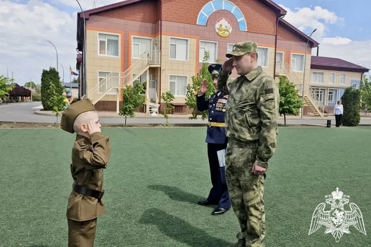 ВОЕННОСЛУЖАЩИЕ РОСГВАРДИИ ПРИСОЕДИНИЛИСЬ К ПАТРИОТИЧЕСКИМ АКЦИЯМ, ПОСВЯЩЕННЫМ ДНЮ ВЕЛИКОЙ ПОБЕДЫ